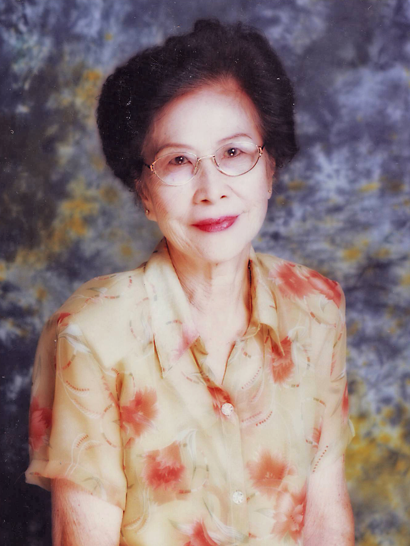 Mdm Tong Kheng Choo