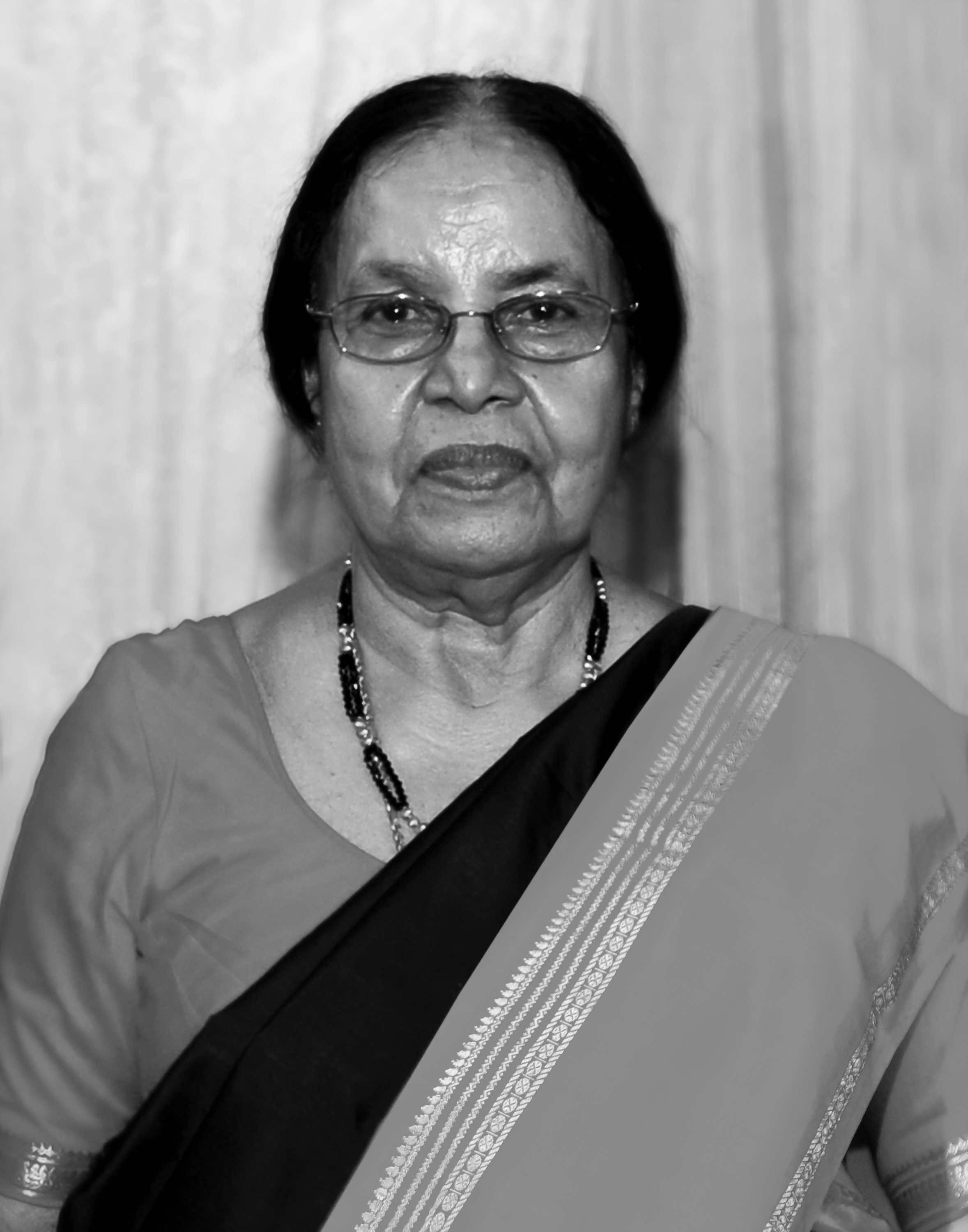 Mdm  Santhanalekshmi