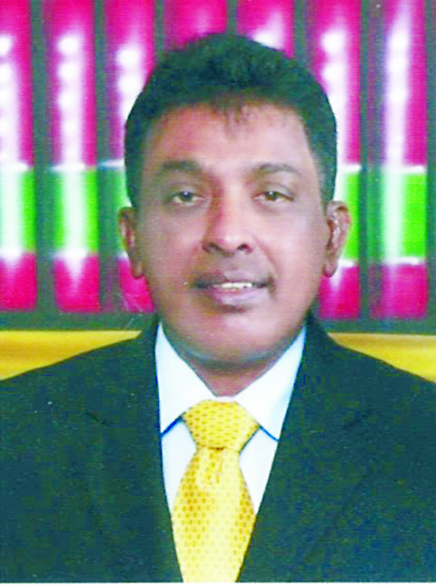 Ralph Neeraj @ Nokkarajoo Semenchalam