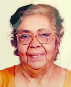 SARAMMA MATHEW  (KUNJUMOL)