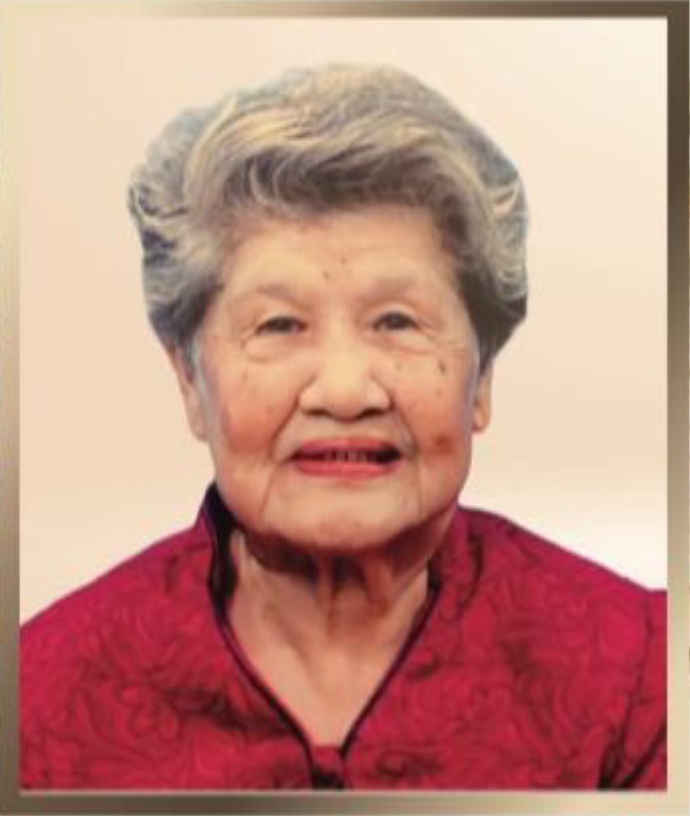MADAM MOLLY TAN HOOI SEOK