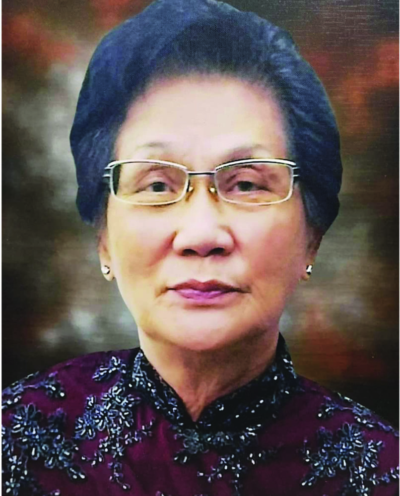 Mdm Poh Yoke Lee